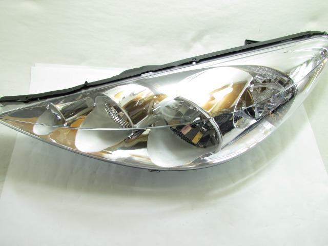 Farol Cromado Peugeot 207 2007 2008 2009 2011 2012 Esquerdo