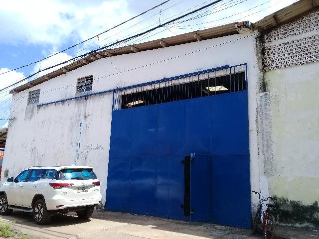 Vários galpões São Cristovão