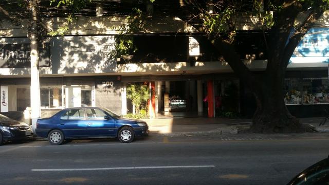 Sala Ed. Plaza, Aterrado (Em frente Royal)
