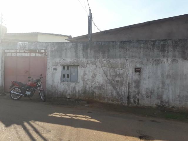 Casa com 2 apartamentos R$ 80.000 reais