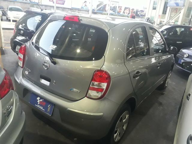 Nissan March 1.0 2013 - Foto 4