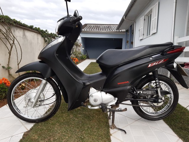 BIZ 125 2015 PRETO FOSCO