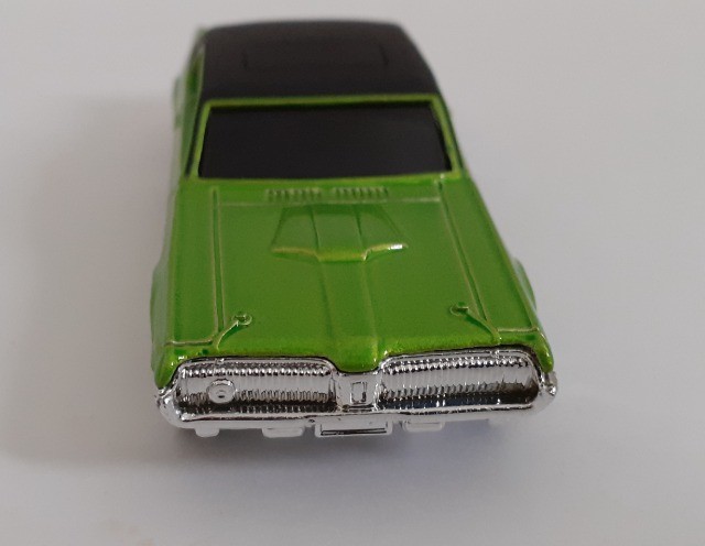 1968 Mercury Cougar - Escala 1/64 - Hot Wheels  - Foto 4