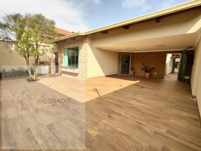Casa para Venda em Goiânia, Jardim Planalto, 3 dormitórios, 3 suítes, 5 banheiros, 6 vagas
