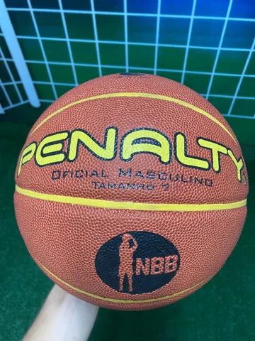 Bola de basquete penalty em Avaré, SP