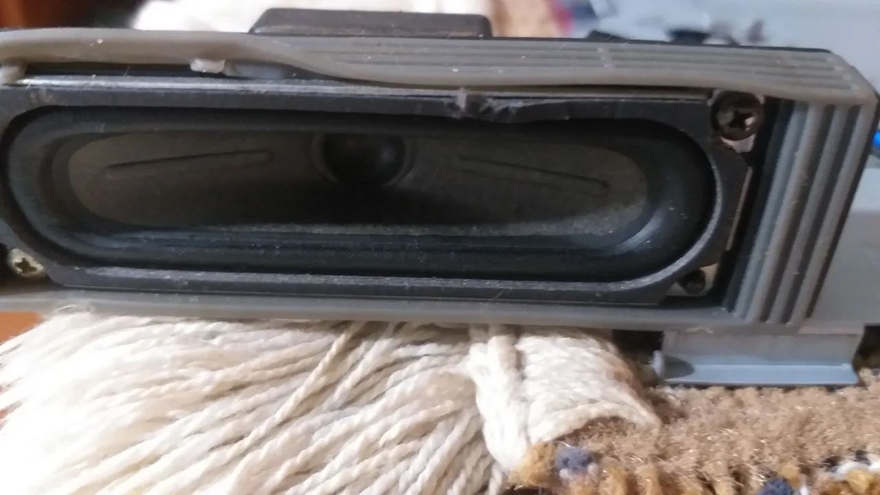 Par de Alto Falantes Monitor TV Samsung T27c310Lb Seminovo Retirado Funcionando - Foto 3