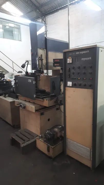 ELETROEROSÃO PENETRACÃO  EDM 700 ENGEMAQ - Foto 6