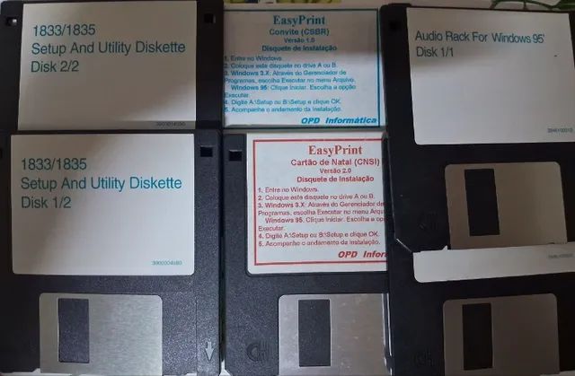 6 Disquetes de 3 1/2 com caixa para guardar 