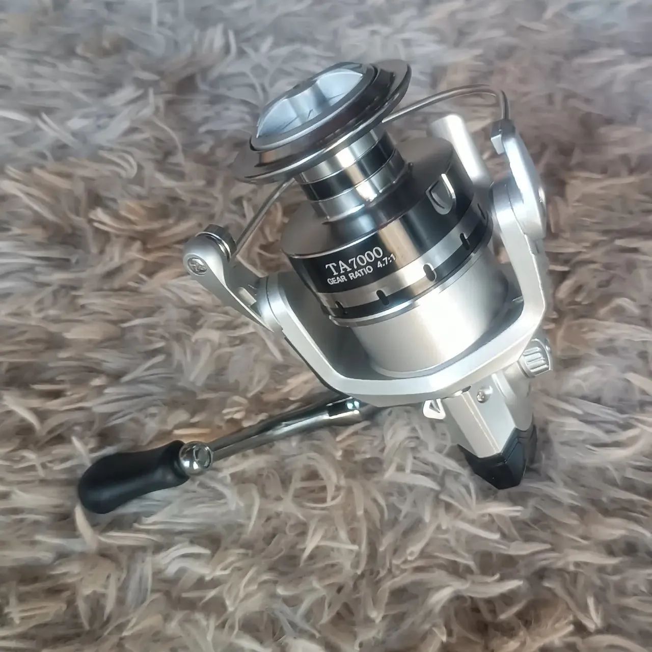 Molinete 7000 novo na caixa 