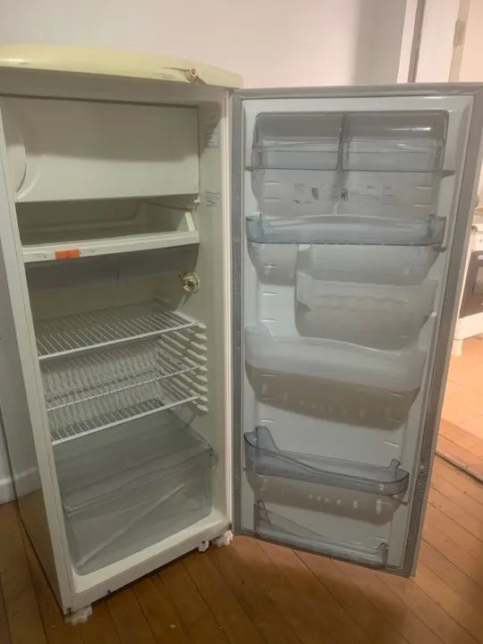 Geladeira Cônsul 320l