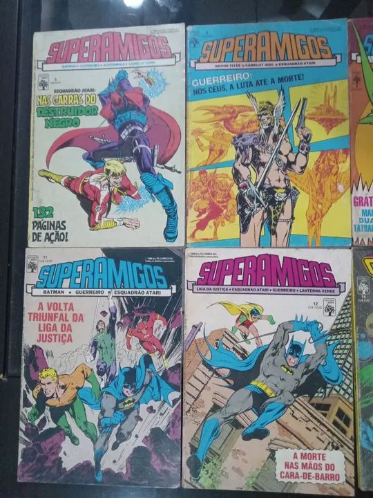 Oito hqs formatinho abril jovem Superamigos - Edições Clássicas raras de HQs - Foto 2