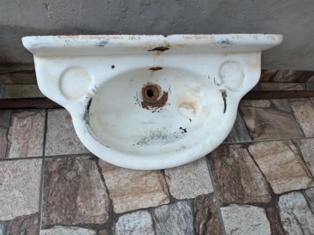Pia em Ferro Fundido Antiga em esmaltada/Ágata  déc de 30 sem quebras nem trincas ou furos - Foto 2