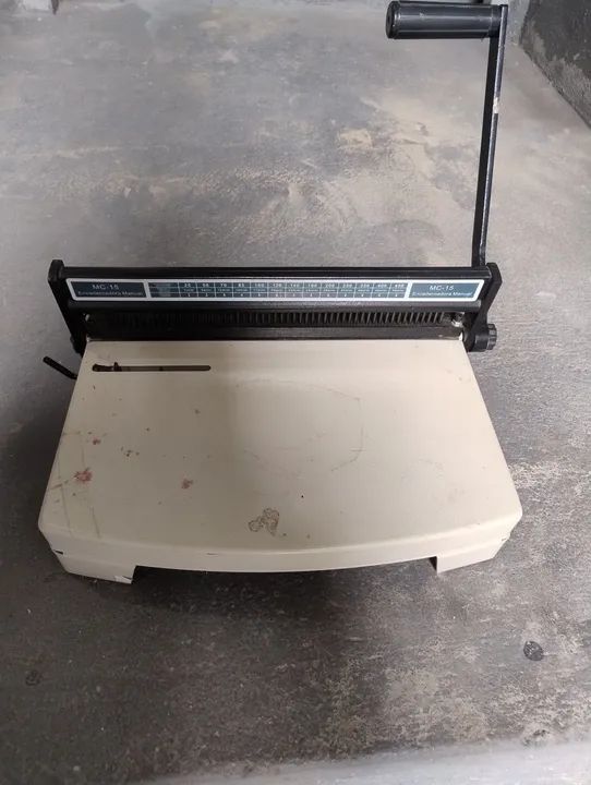 Encadernadora perfuradora MC 1565071464496130120