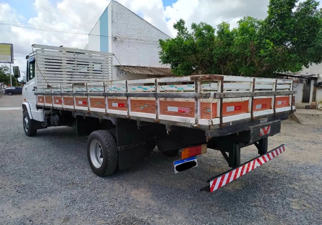 Mercedes bens 710 - Foto 6