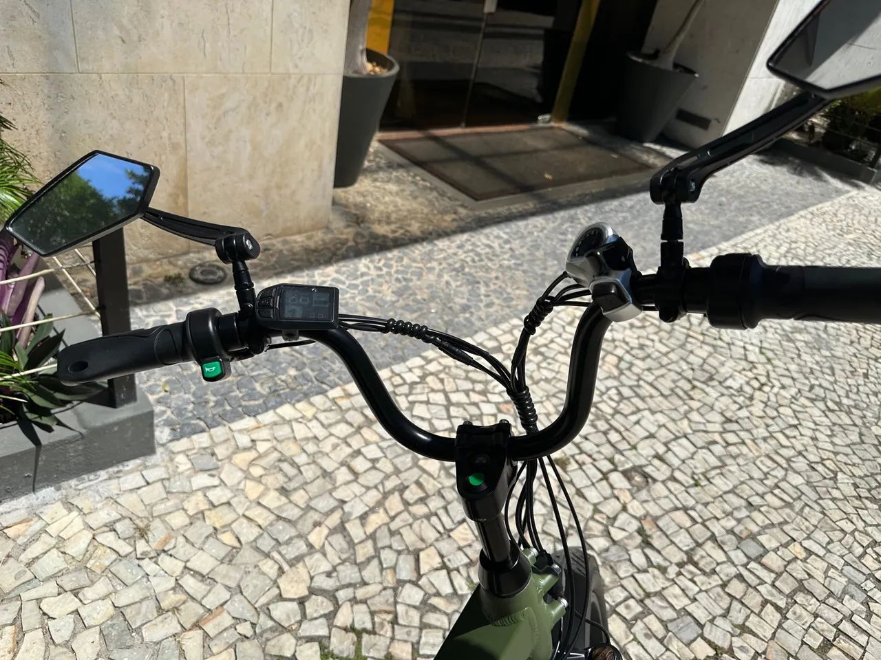 Bicicleta  bike Elétrica Lev  Cruiser PLUS(+) verde 30km rodados - Foto 5