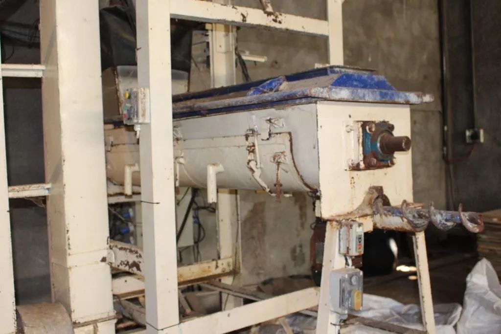 Misturador Industrial horizontal ração e líquidos 