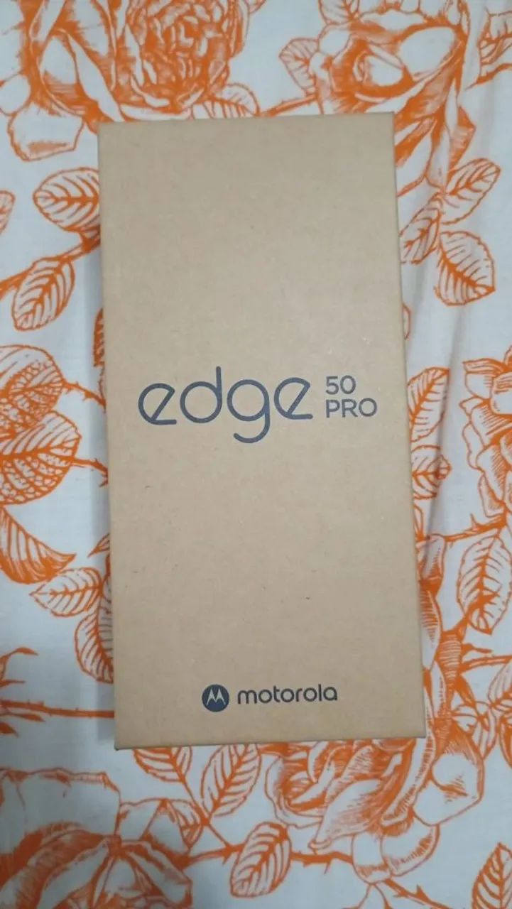Motorola Edge 50 pro completo 