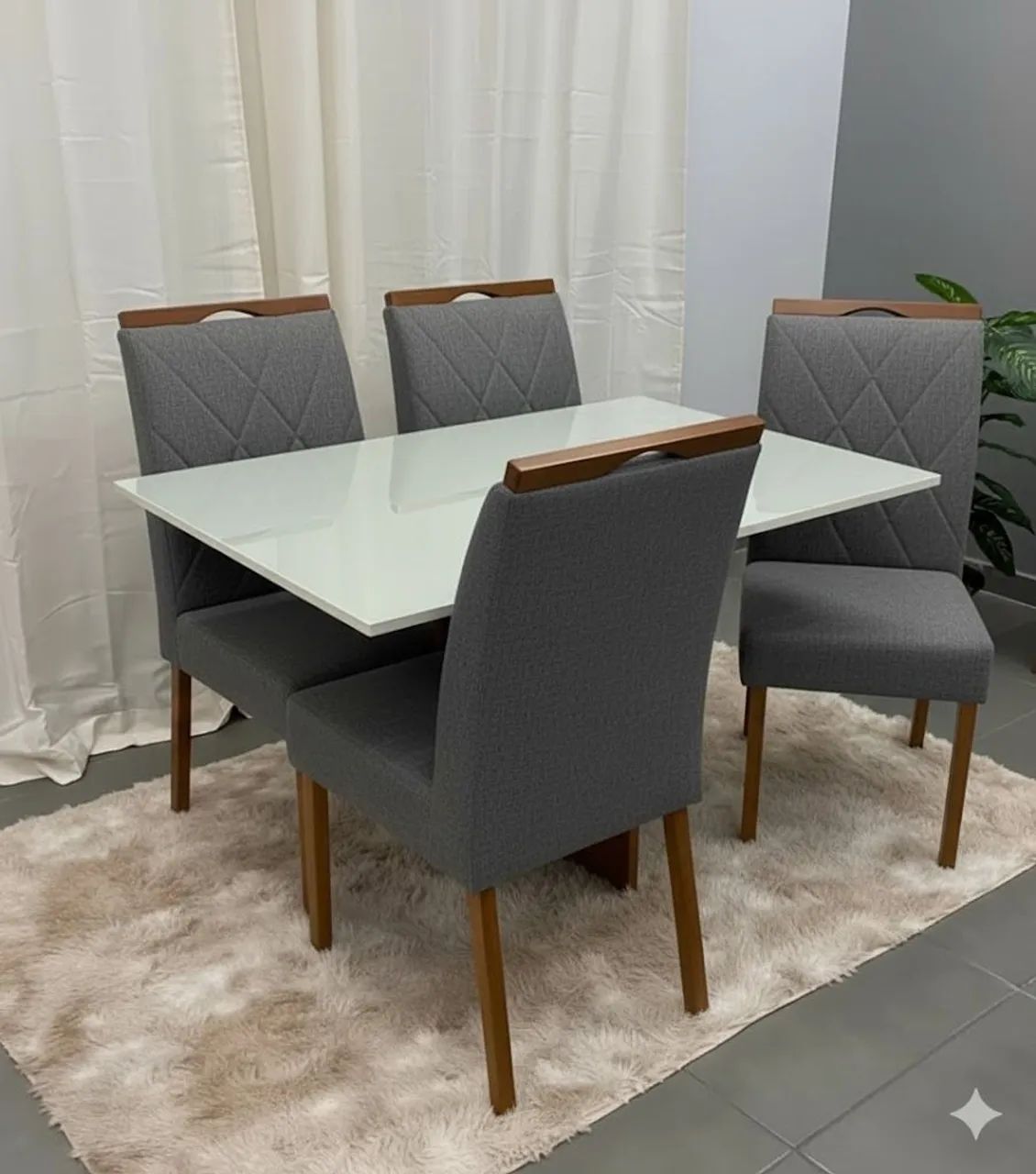 Mesa de jantar Los Angeles com vidro laqueado e 4 cadeiras nova  - Foto 4