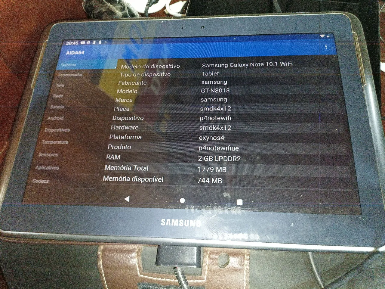 Samsung Galaxy Note 10.1 WiFi Tablet + Caneta