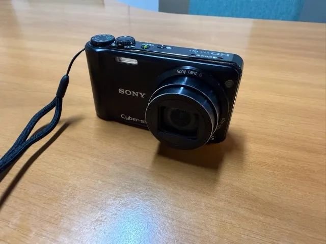 Câmera Sony Cyber-shot DSC-HX5V - 10.2MP, Zoom 10x, GPS - Kit Completo