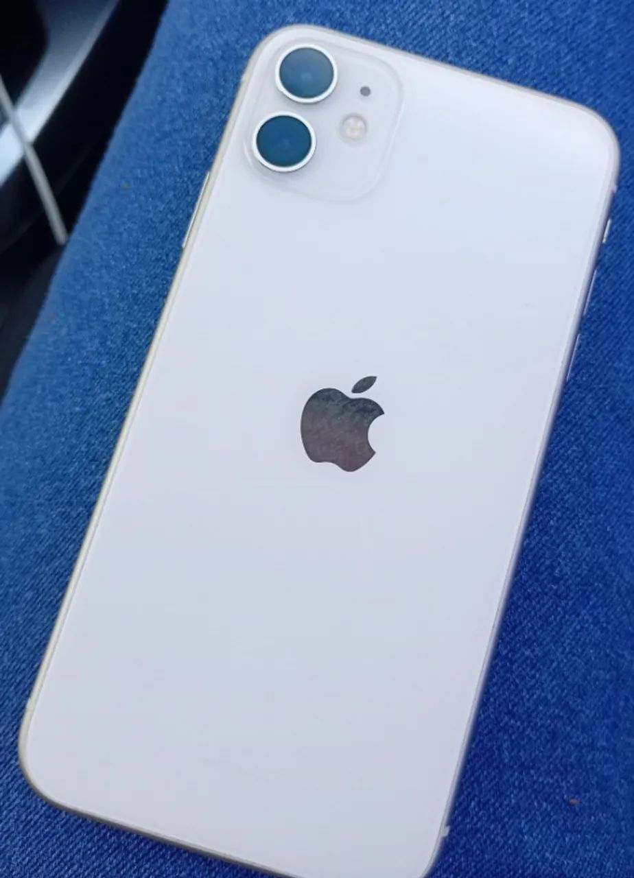 iPhone 11 - 64gb com 79% - Celulares e Smartphones - Benedito