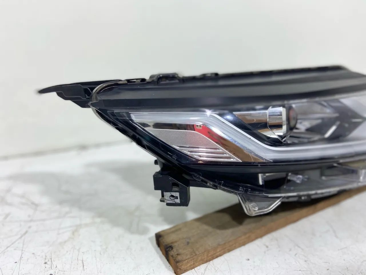 FAROL LD DIREITO L200 TRITON 2020 A 2023  ELÉTRICO ORIGINAL  - Foto 5