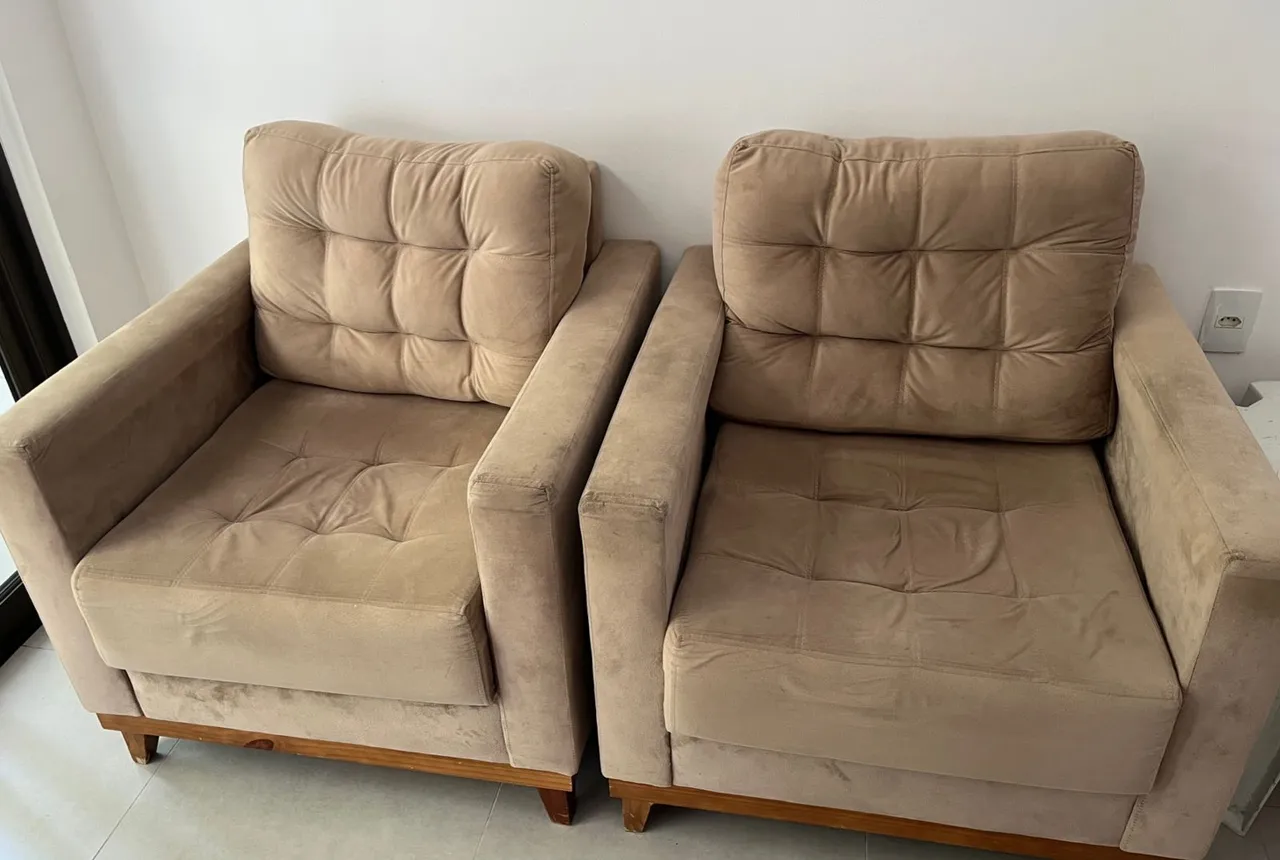 2 Poltronas seminovas
