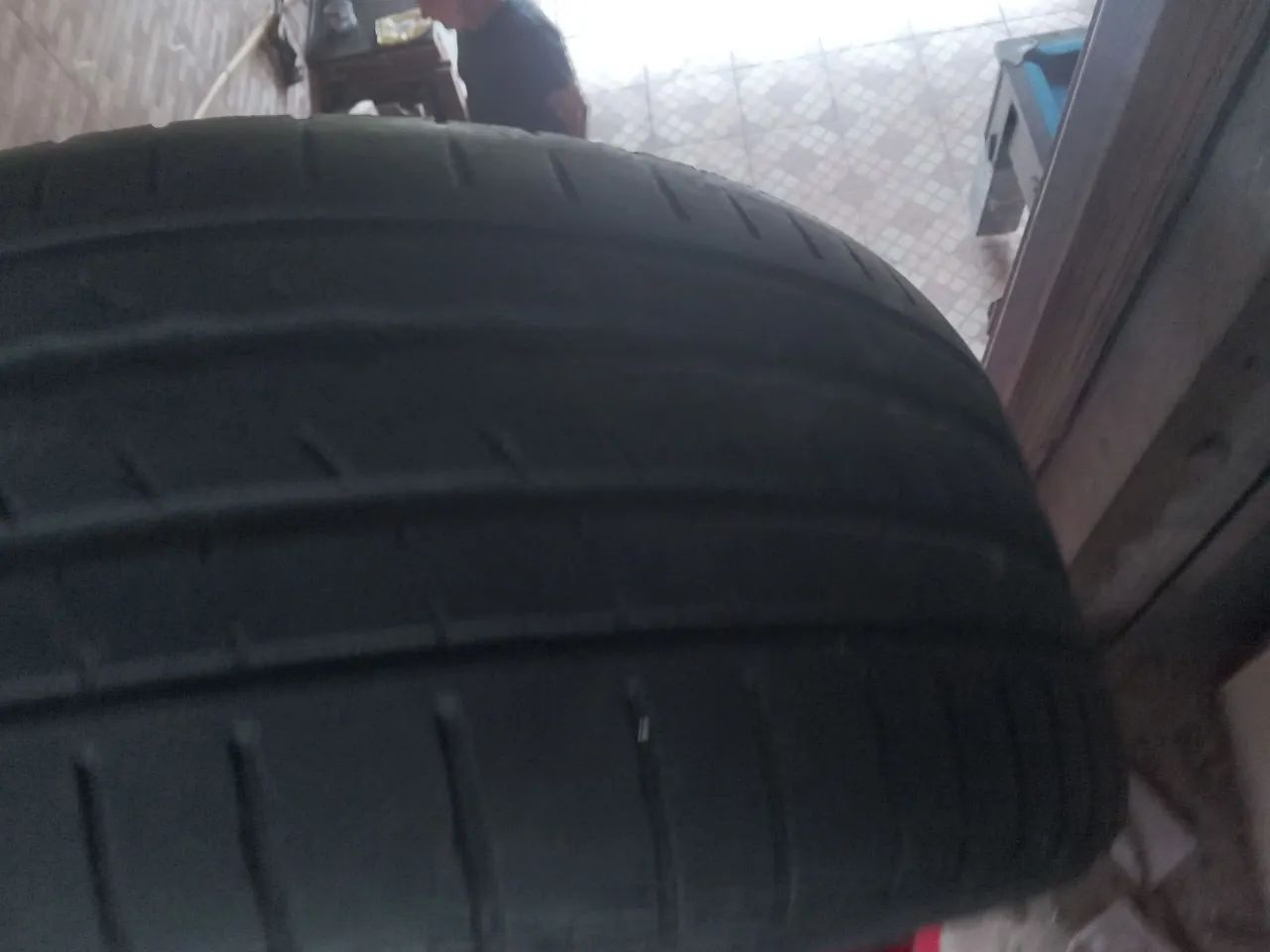 Pneu 225x55x18  meia vida  - Foto 5