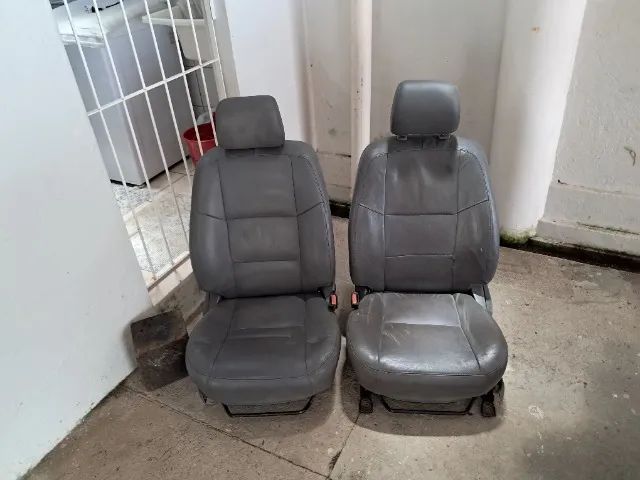 Bancos originais do Corolla 2003 a 2007 - Foto 4