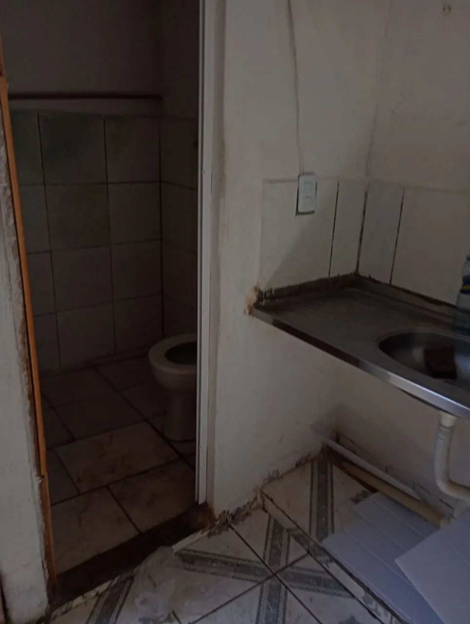 Casa no trapiche lado da sombra com água incluso