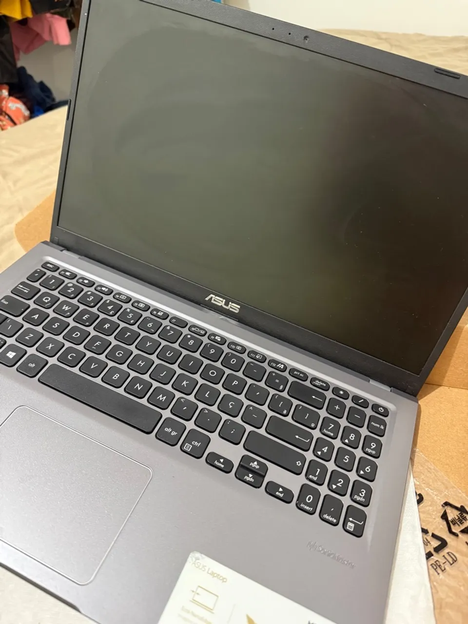 Notbook Asus 9 meses de Uso