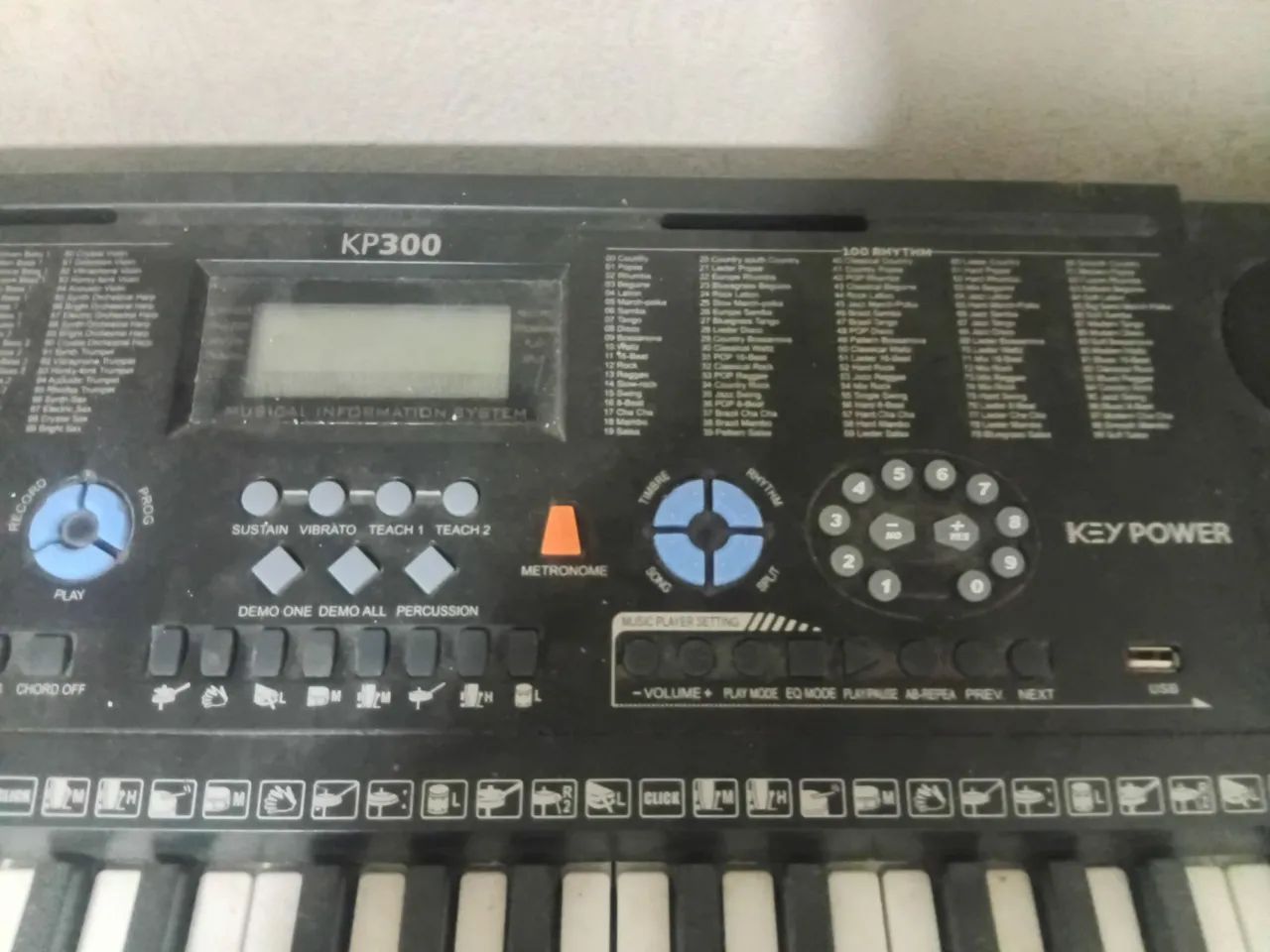 Teclado musical - Foto 3