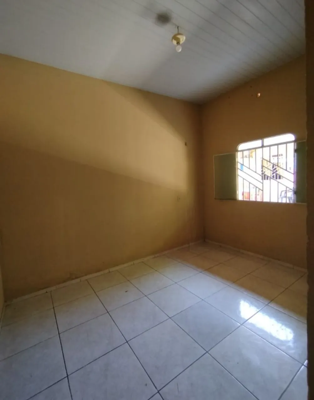 Aluga-se Apartamento