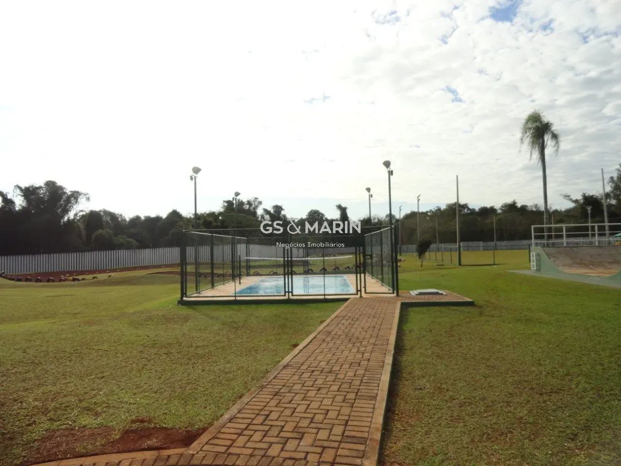 Venda de Terreno em Londrina-PR, bairro Sun Lake Residence - Foto 4