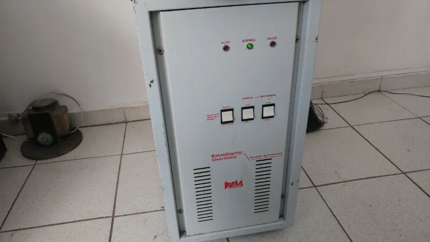 Super estabilizador industrial beta cms 3000 mais Auto Transformador de voltagem 110v 220v - Foto 4