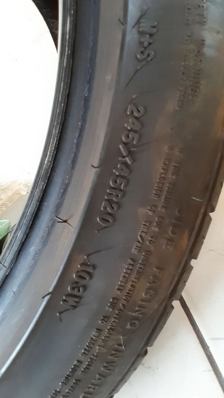 Pneu Goodyear 20° 245/45/20 - Foto 3