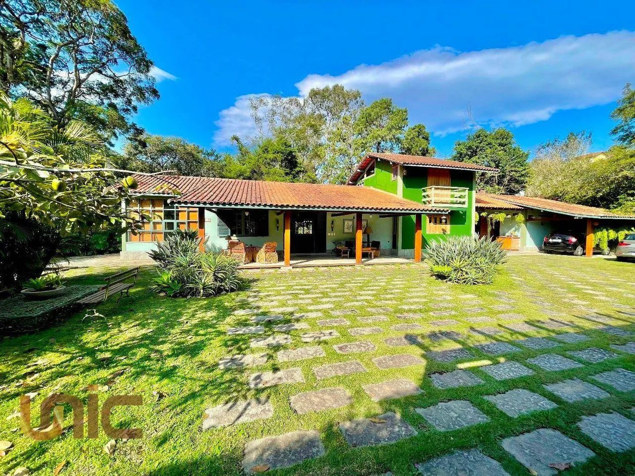 Casa com 4 dormitórios à venda, 226 m² por R$ 1.250.000,00 - Bom Retiro - Teresópolis/RJ