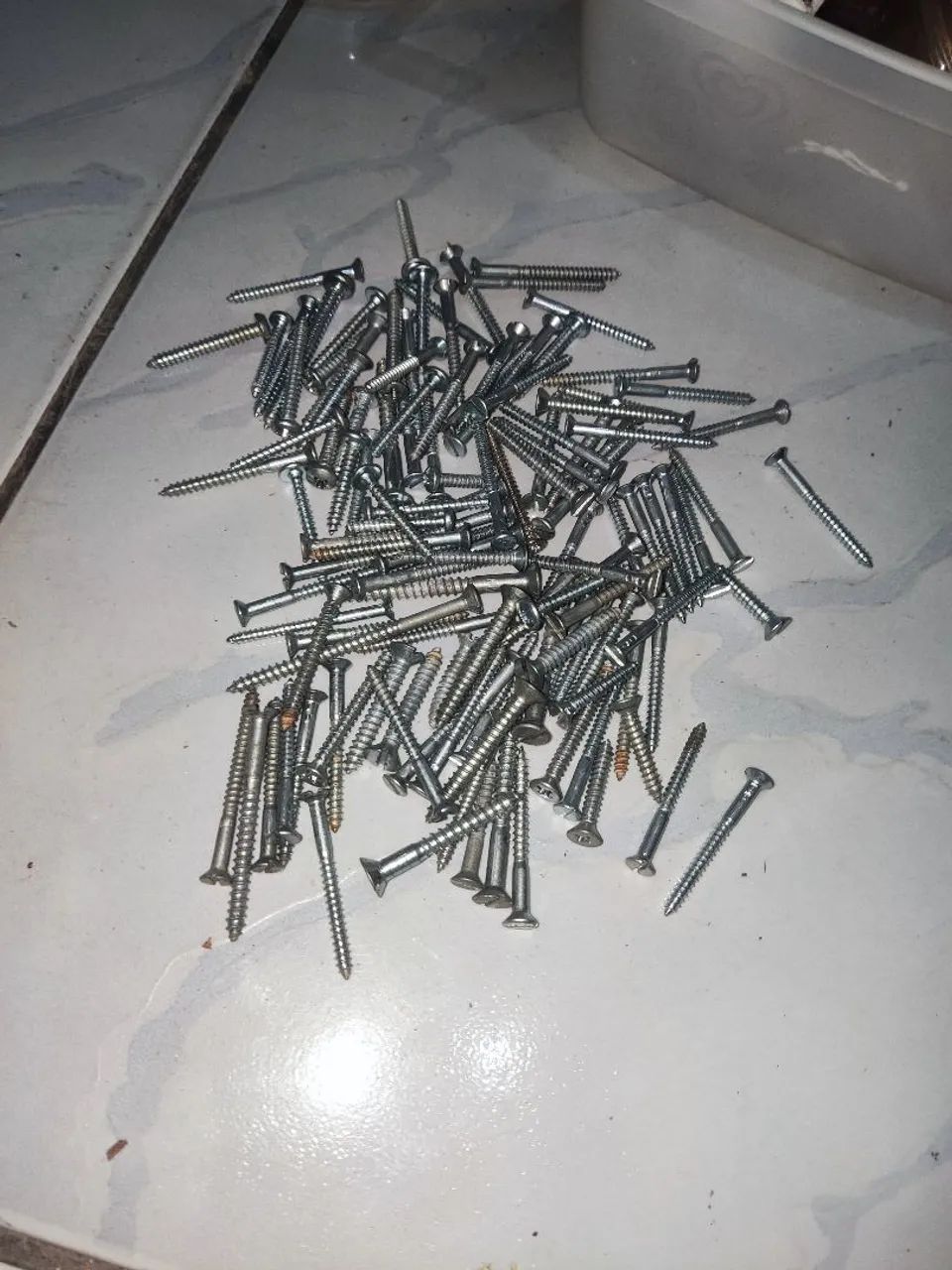 100 Parafusos cabeça reta