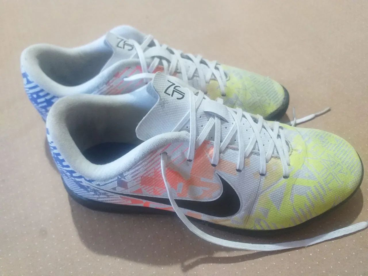 Chuteira Nike NJR - Foto 2