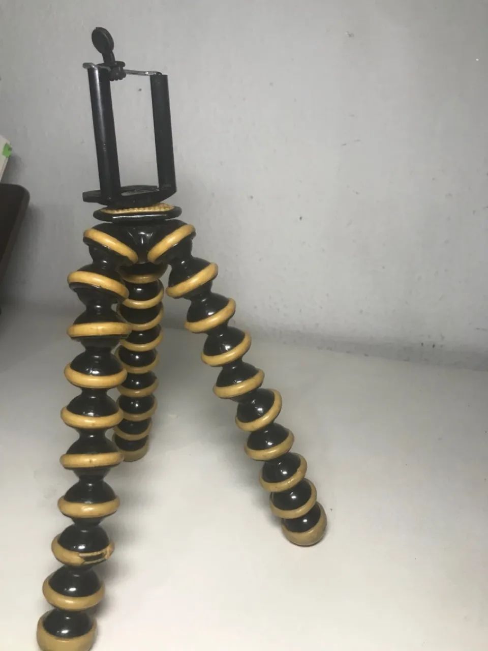 Tripé Flexível para Celular - Versátil e Prático - Foto 3