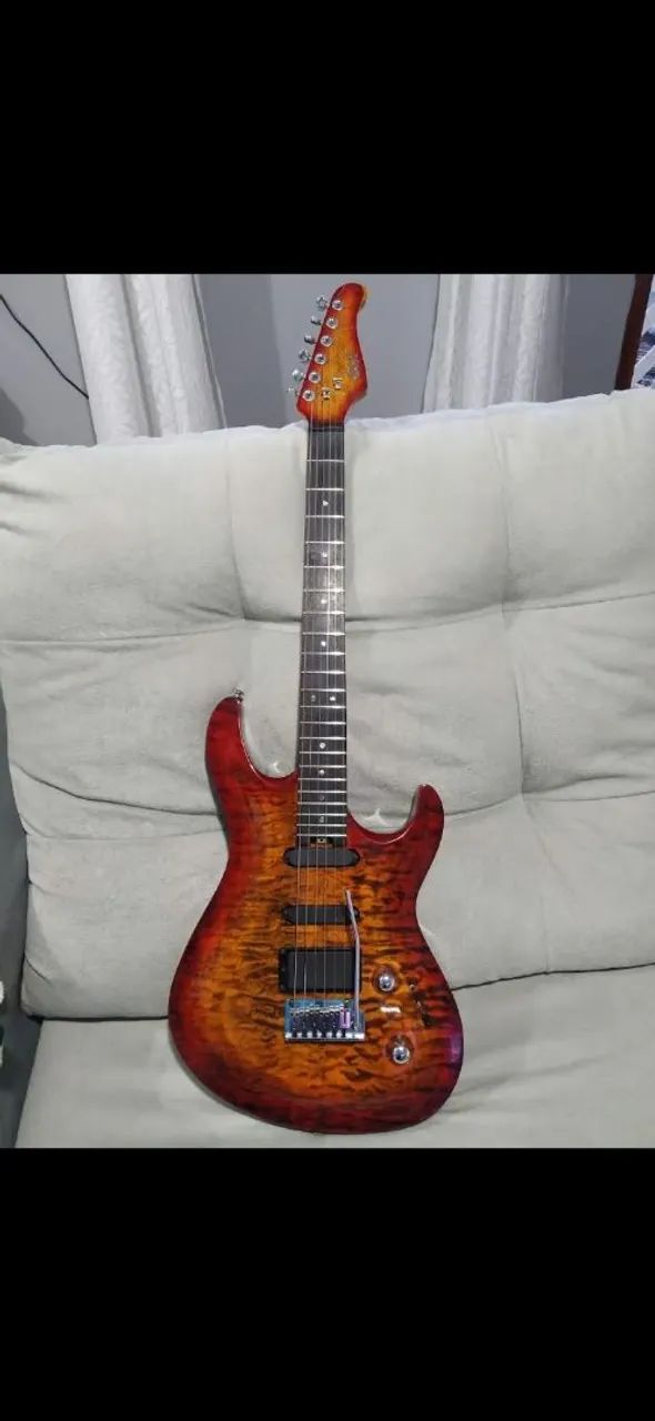 Guitarra cort G Custom