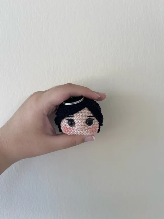 Chaveiro Edna amigurumi personalizado