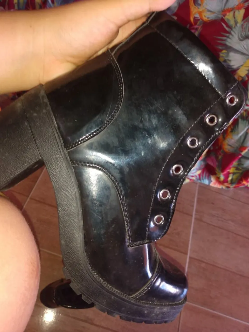Bota Feminina Preta de Salto