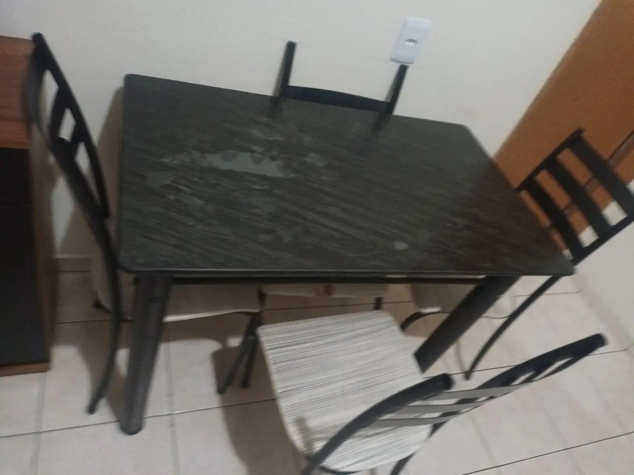 Mesa de Jantar 4 Cadeiras - Foto 3