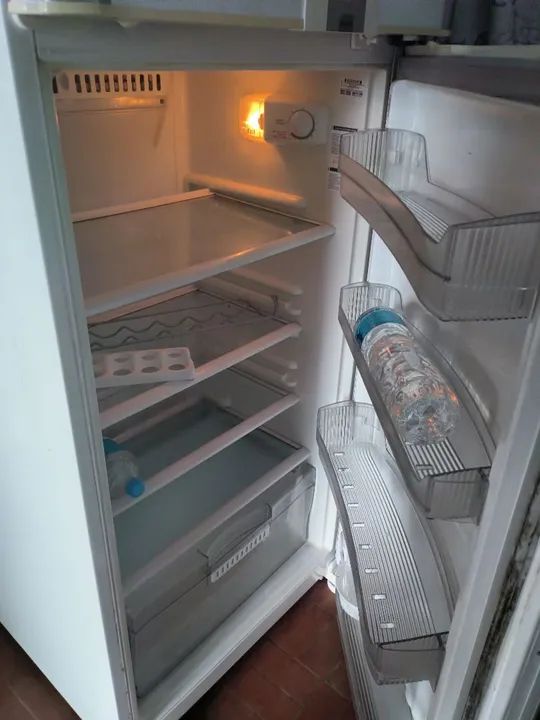 Geladeira 500l - Foto 2