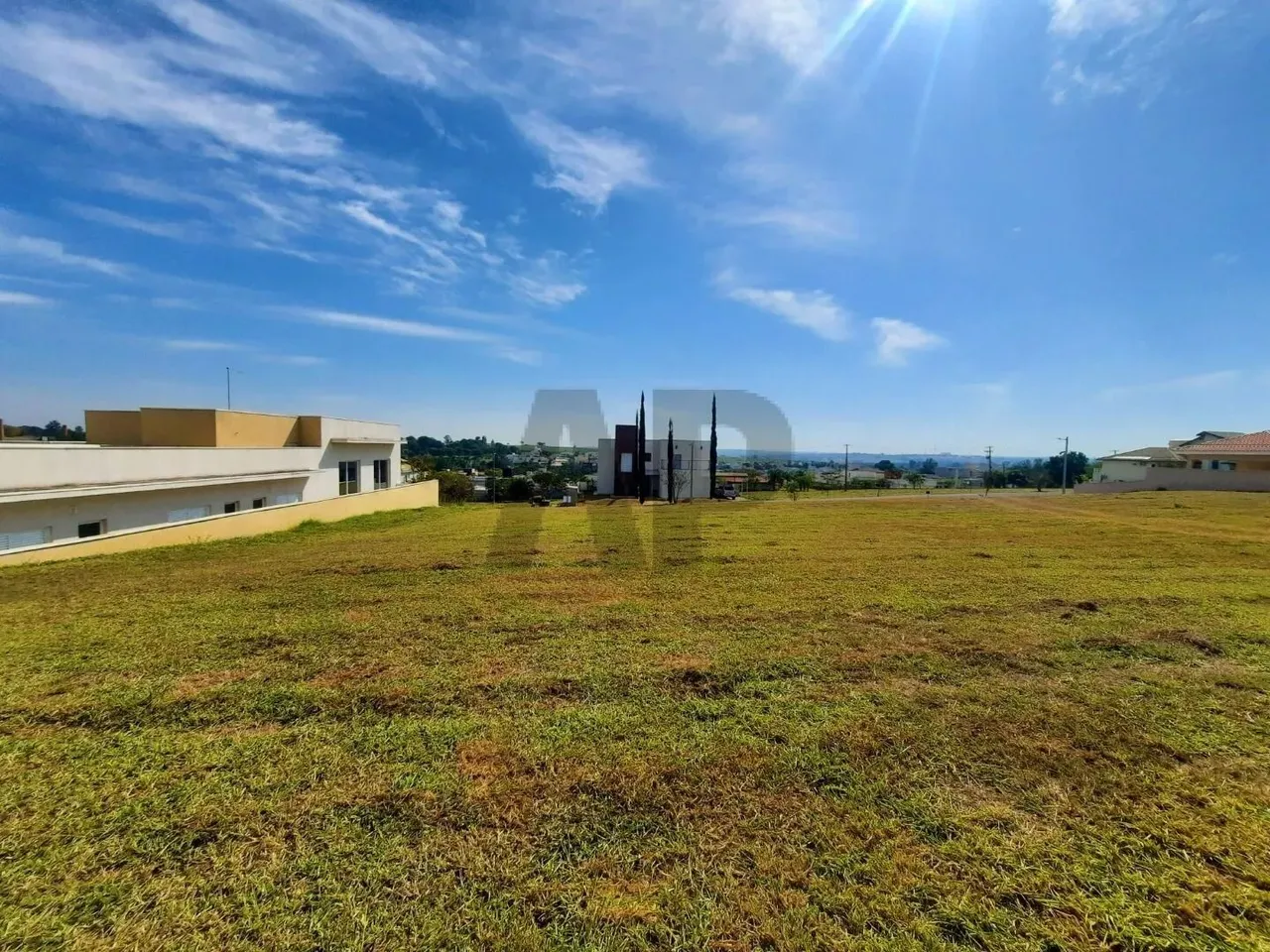 Terreno no Condomínio Palmeiras Imperiais - Salto/SP