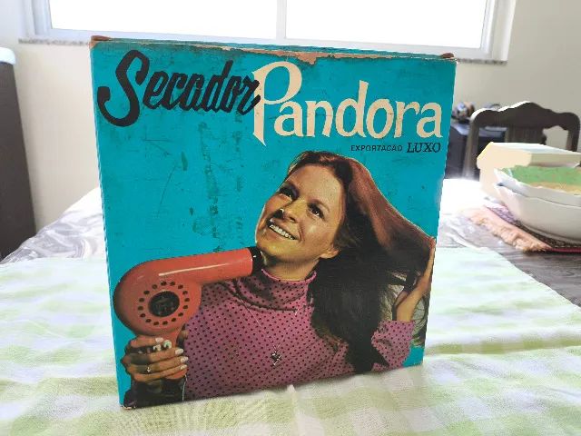 Secador Pandora década de 1970 na caixa original funcionando