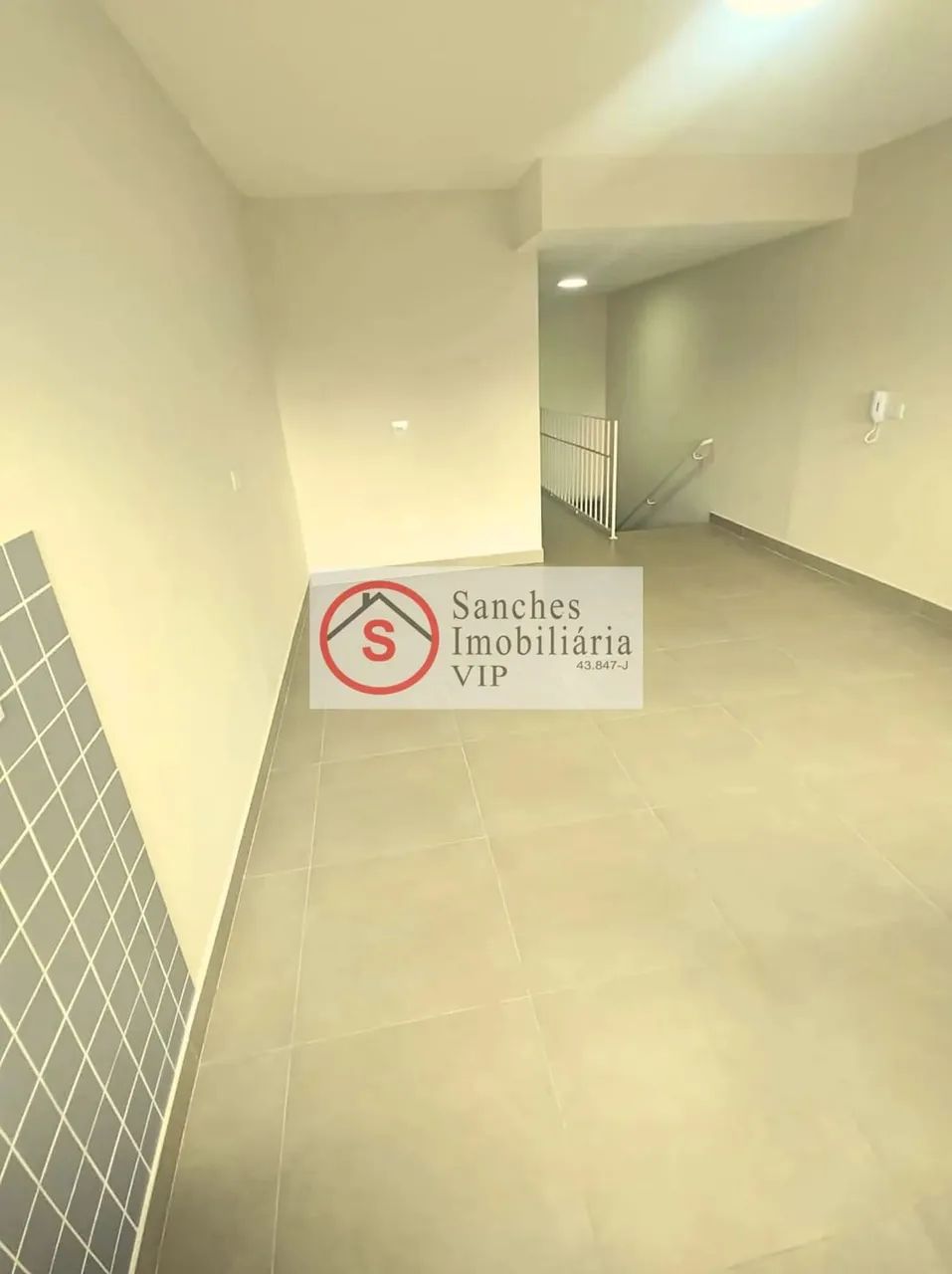 Sobrado Reformado para Locação na Vila Prudente  50m², Próximo ao Metrô, 1 Dormitório Ampl