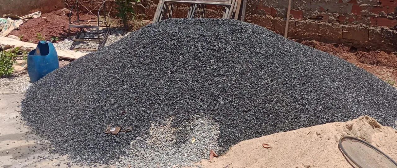 Brita para construção 