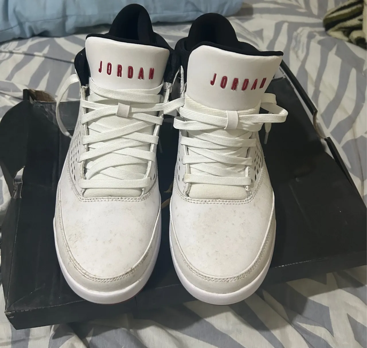 Tênis Jordan Branco